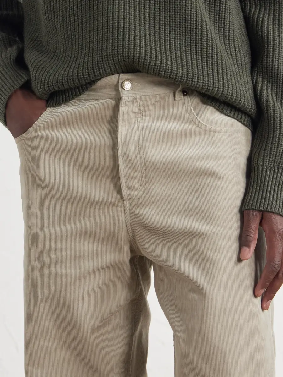 A.P.C. Fairfax Straight-Leg Corduroy Jeans - Men | Thumbnail 5 A.P.C. Fairfax Straight-Leg Corduroy Jeans - Men | Thumbnail 5