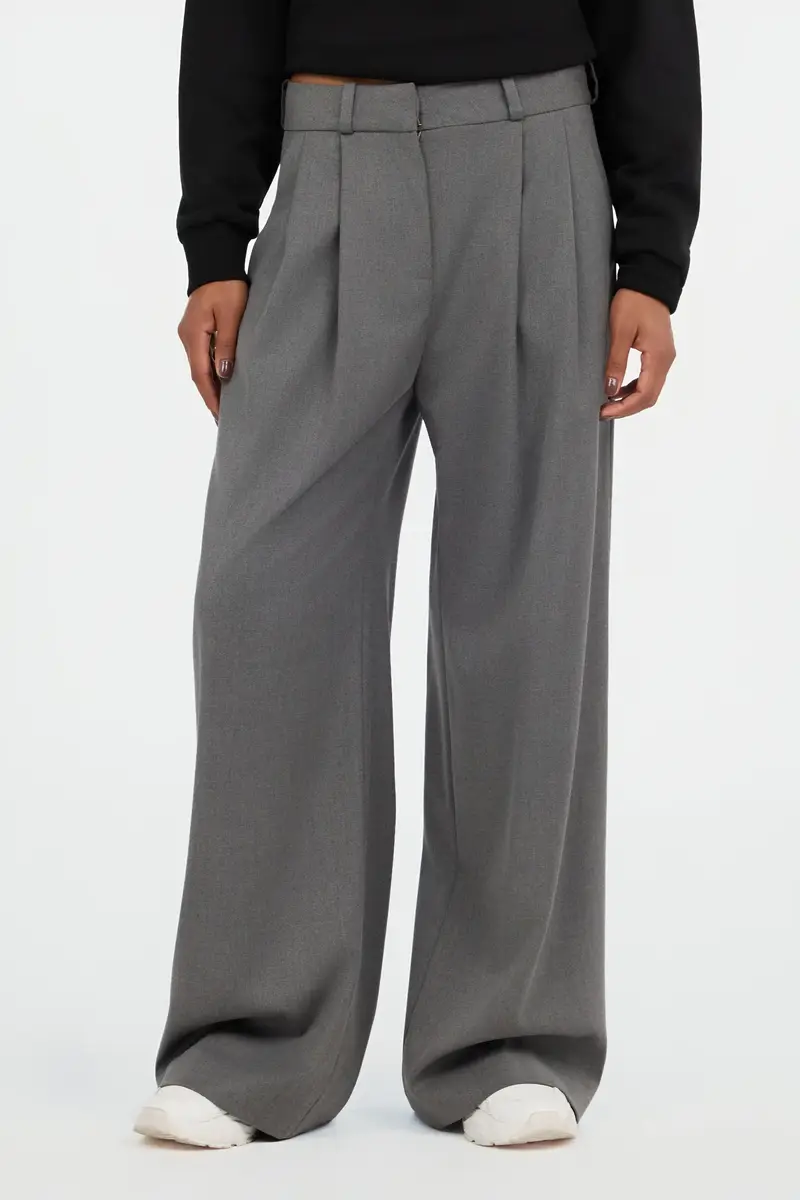 Roberto Cavalli Grey Pleated Wide Leg Trousers | Thumbnail 2 Roberto Cavalli Grey Pleated Wide Leg Trousers | Thumbnail 2