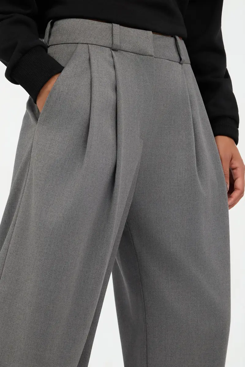 Roberto Cavalli Grey Pleated Wide Leg Trousers | Thumbnail 4 Roberto Cavalli Grey Pleated Wide Leg Trousers | Thumbnail 4