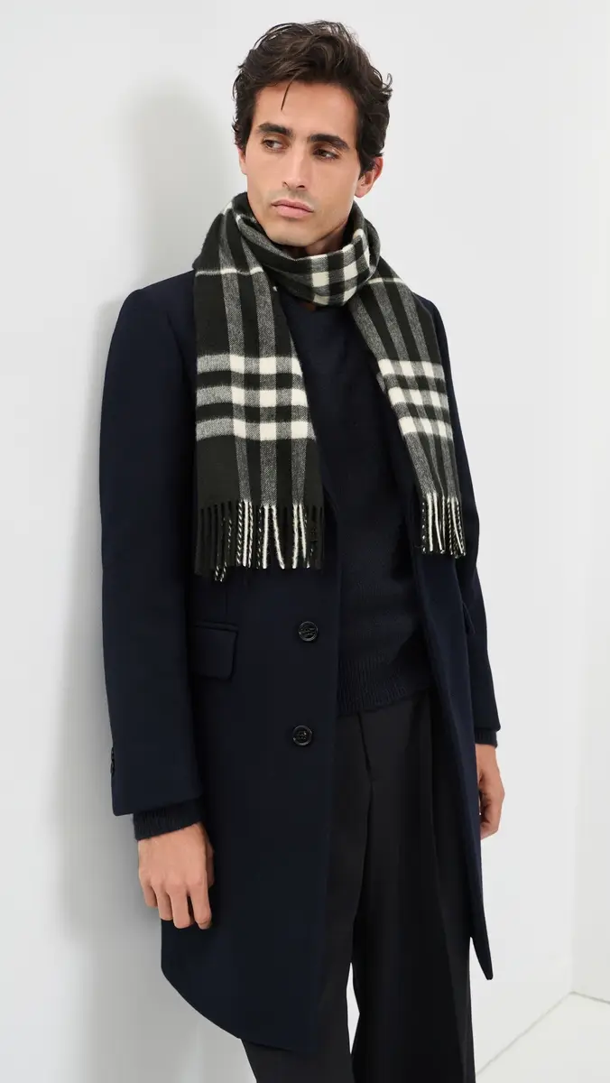 Burberry Giant Check Cashmere Scarf | Thumbnail 3 Burberry Giant Check Cashmere Scarf | Thumbnail 3