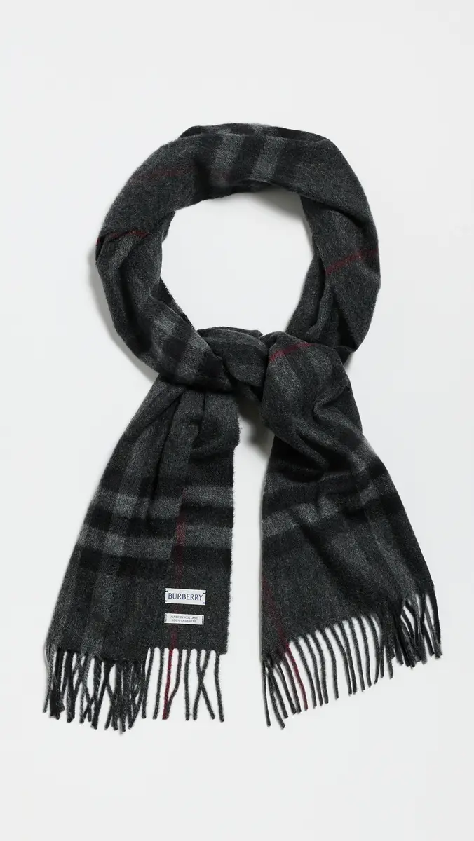 Burberry Giant Check Cashmere Scarf | Thumbnail 5 Burberry Giant Check Cashmere Scarf | Thumbnail 5