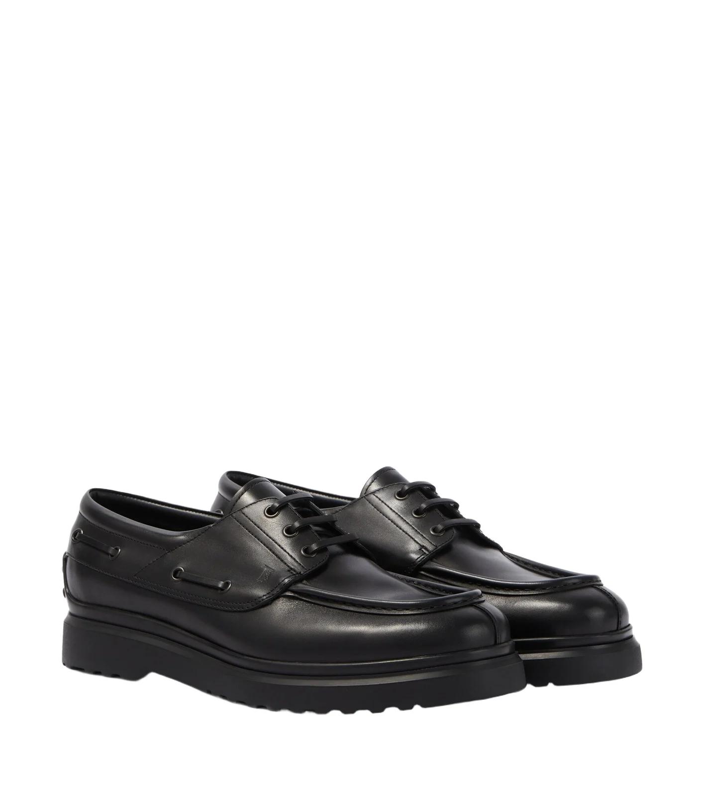 Leather boat shoes