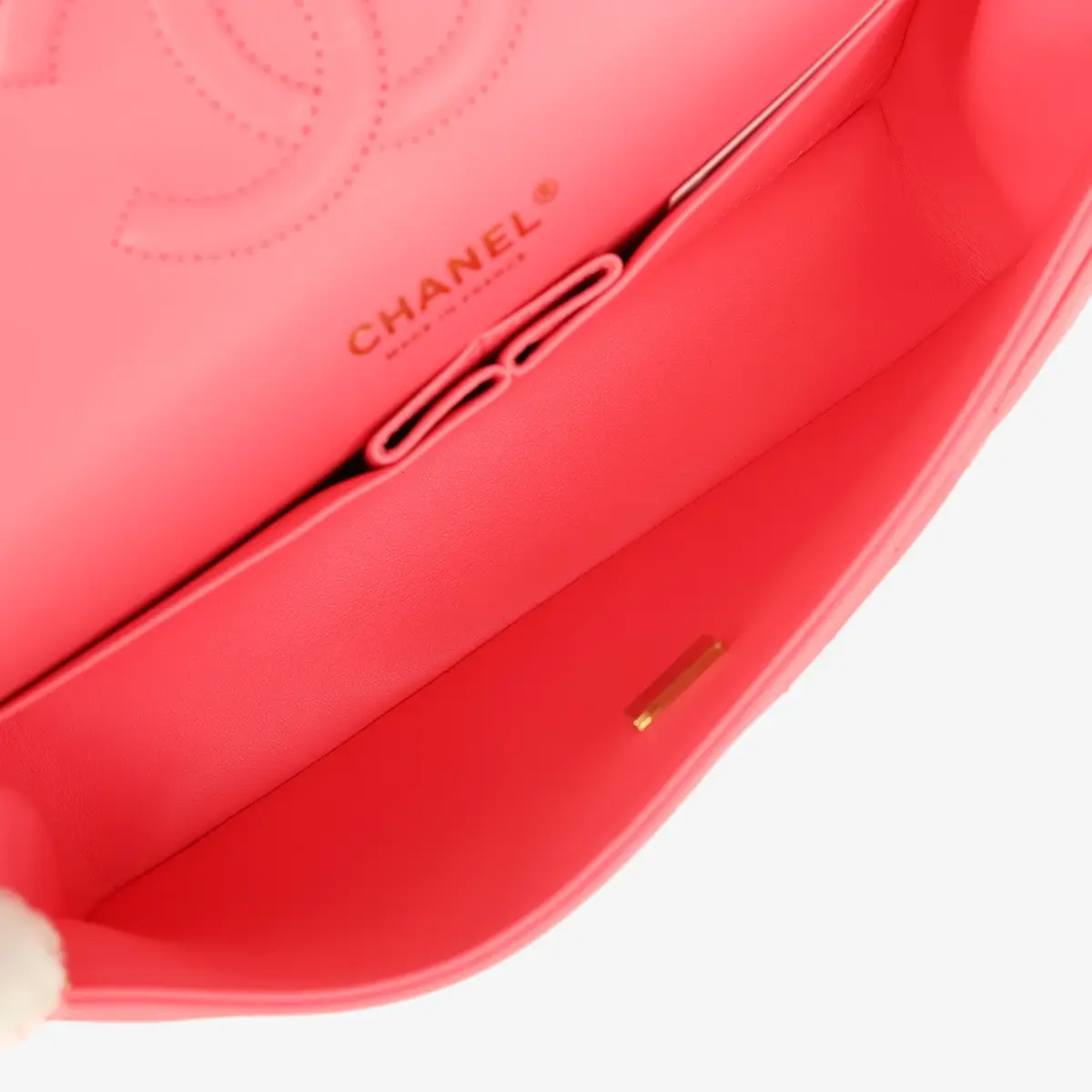 Chanel Chanel Medium "Hollywood Charms" Classic Double Flap Bag Coral Lambskin Gold Hardware | Thumbnail 12