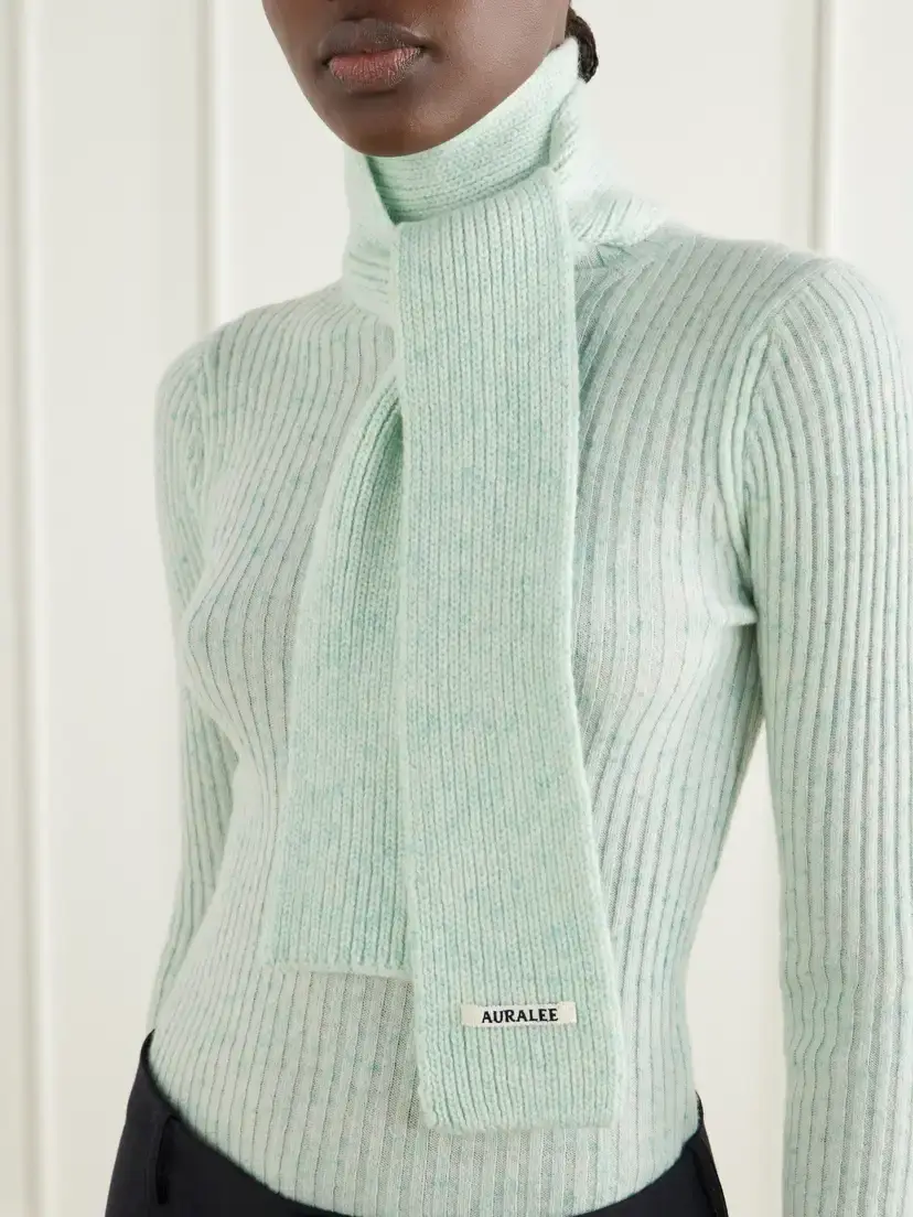 Auralee Cashmere Scarf | Thumbnail 2 Auralee Cashmere Scarf | Thumbnail 2