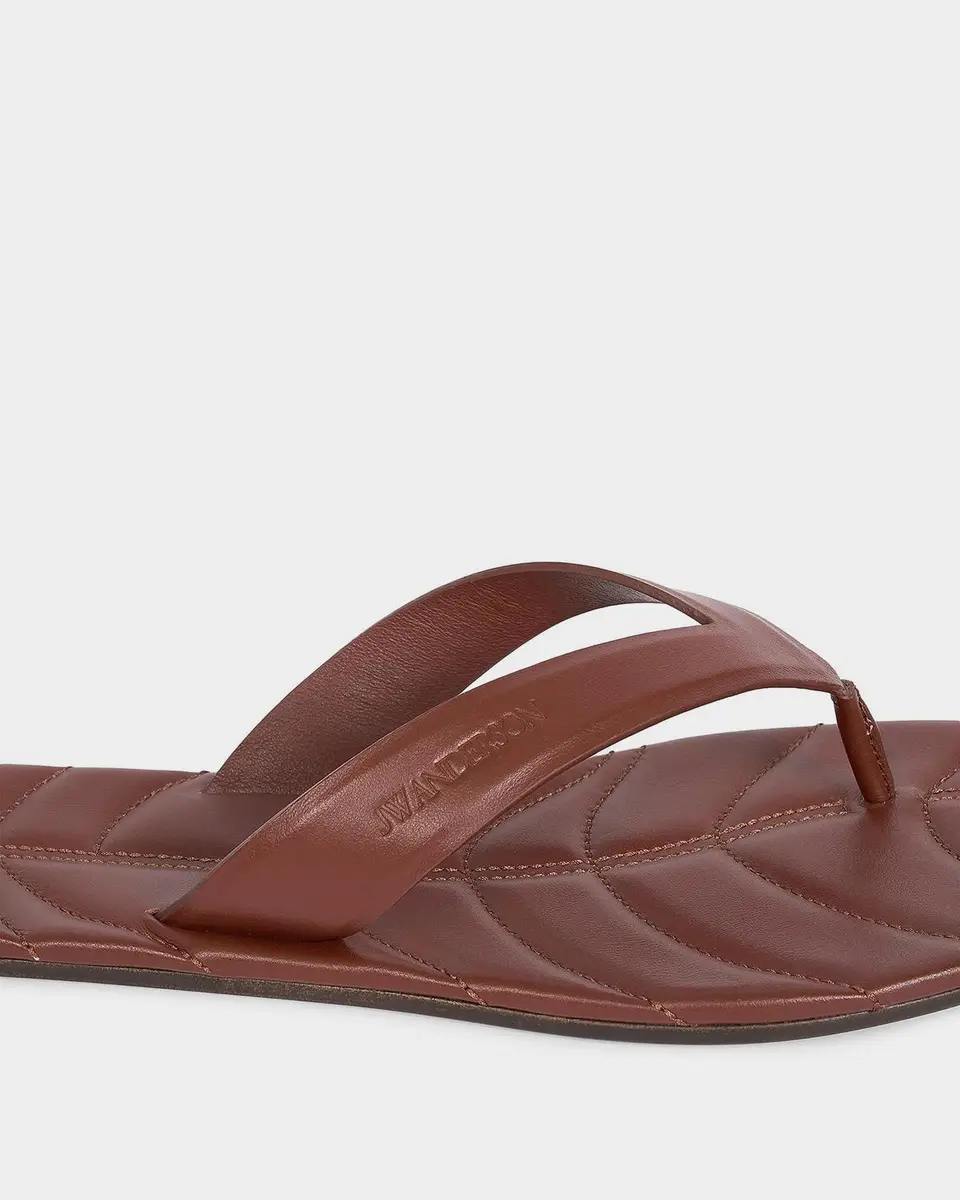 JW Anderson Leaf Leather Flat Thong Sandals | Thumbnail 3