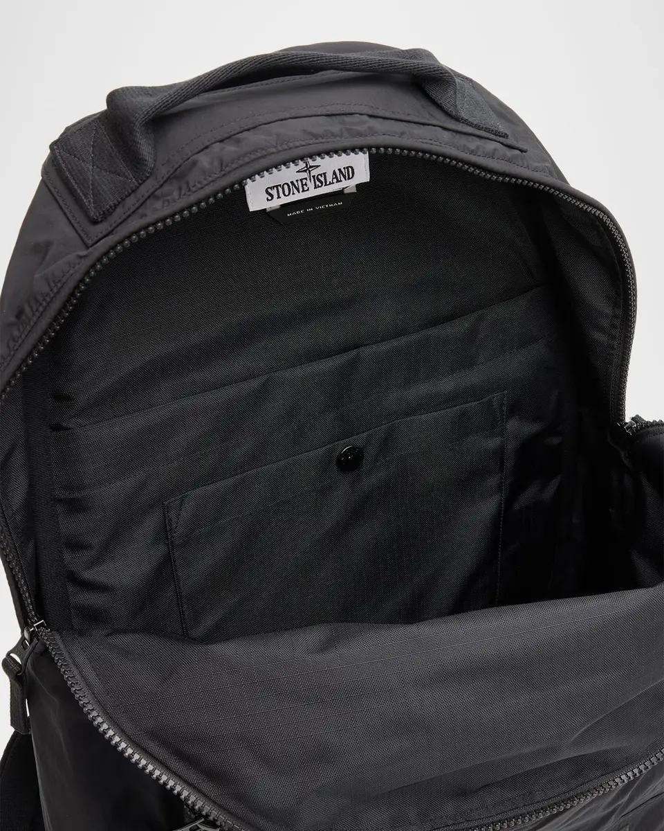 Stone Island Men's Nylon Compass-Label Backpack | Thumbnail 4