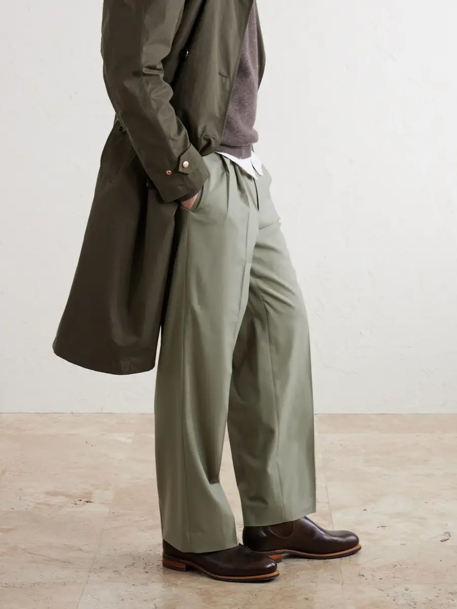 R.M. Williams Turnout Leather Chelsea Boots - Men | Thumbnail 2