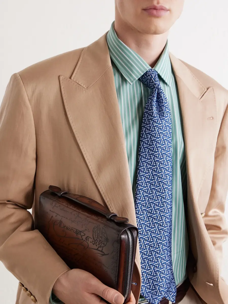 Berluti Itauba Wide Leather Messenger Bag - Men | Thumbnail 3
