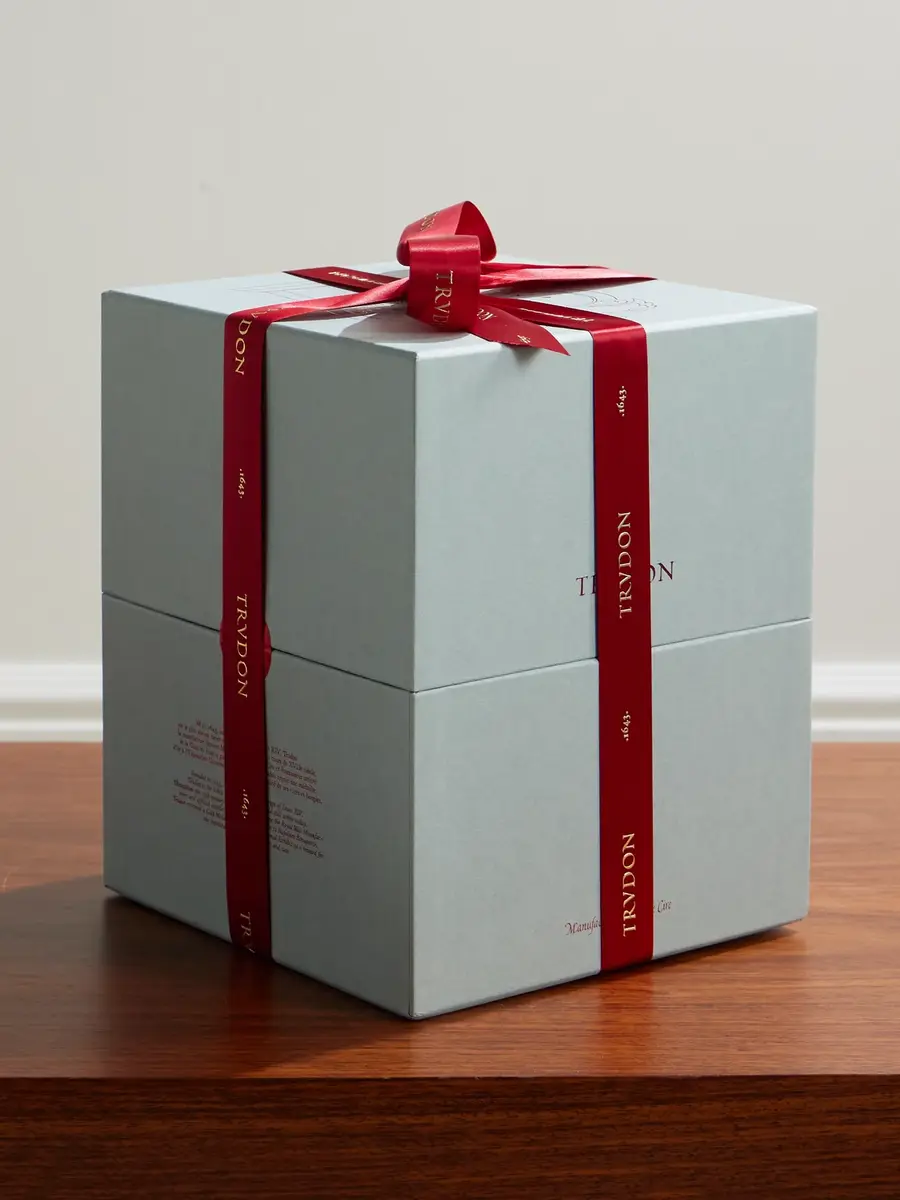 TRUDON Ernesto Tobacco and Leather Scented Candle, 2.8kg - Men | Thumbnail 3
