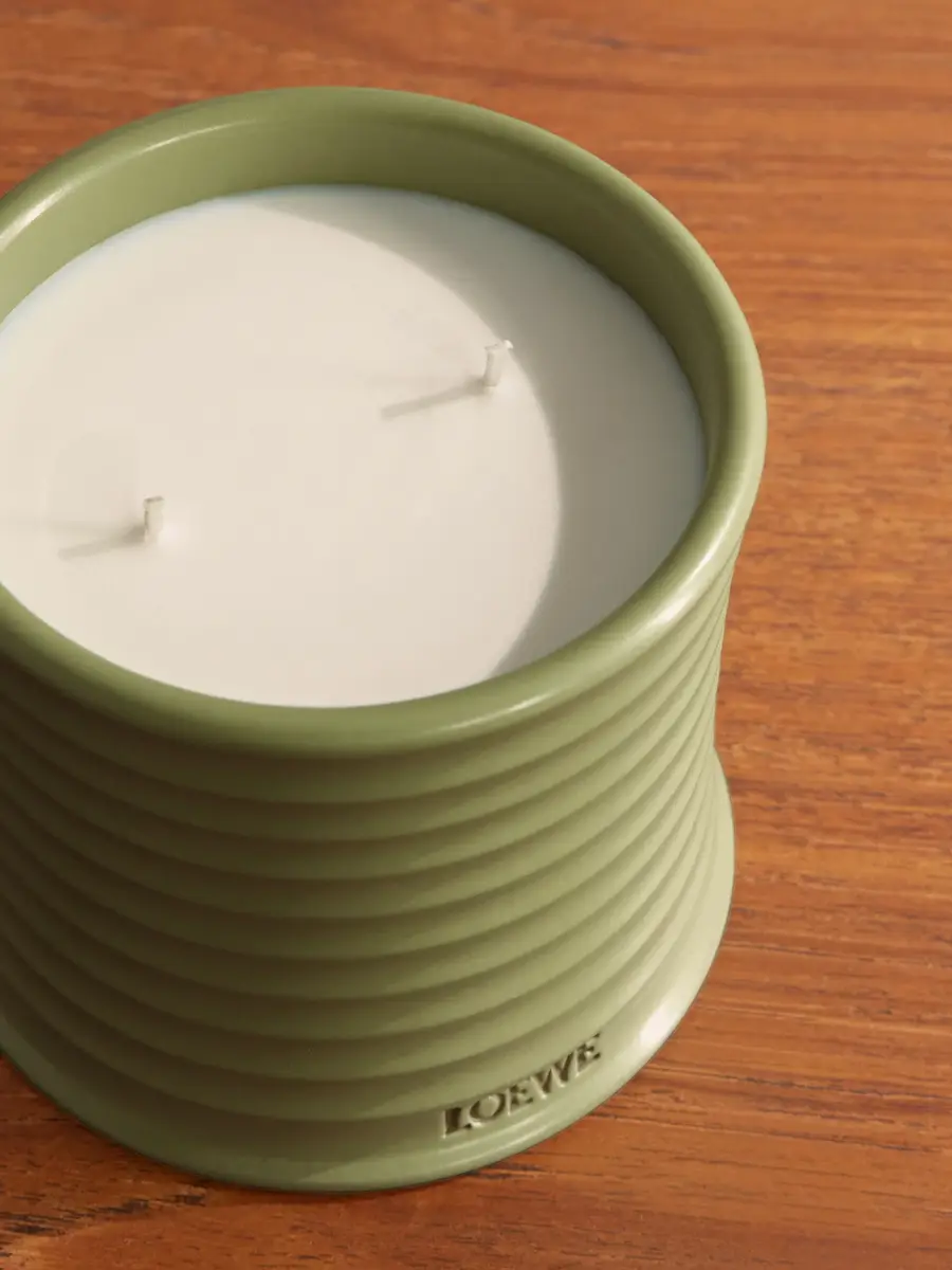 LOEWE PERFUMES Pistachio Medium Scented Candle - Men | Thumbnail 4 LOEWE PERFUMES Pistachio Medium Scented Candle - Men | Thumbnail 4