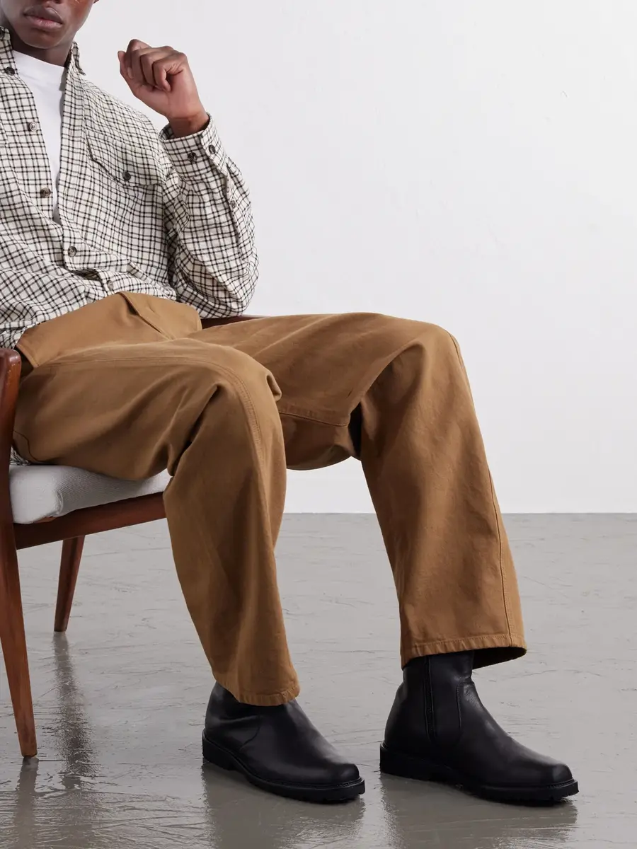 Common Projects Piuma Leather Boots - Men | Thumbnail 2