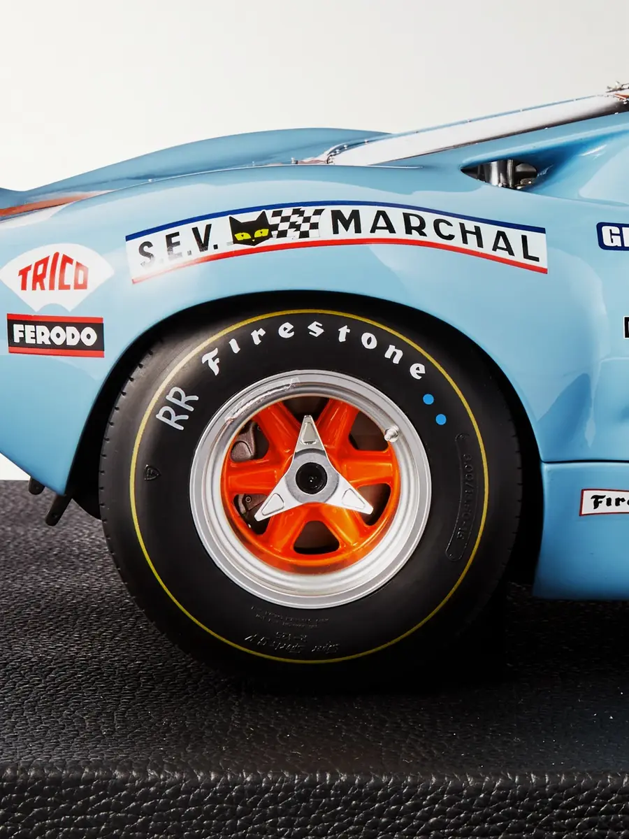 Amalgam Collection Ford GT40 1:8 Model Car - Men | Thumbnail 5 Amalgam Collection Ford GT40 1:8 Model Car - Men | Thumbnail 5