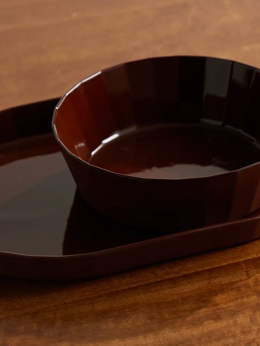 The Conran Shop Studio Word Fade Porcelain Serving Bowl and Platter Set - Men | Thumbnail 3 The Conran Shop Studio Word Fade Porcelain Serving Bowl and Platter Set - Men | Thumbnail 3