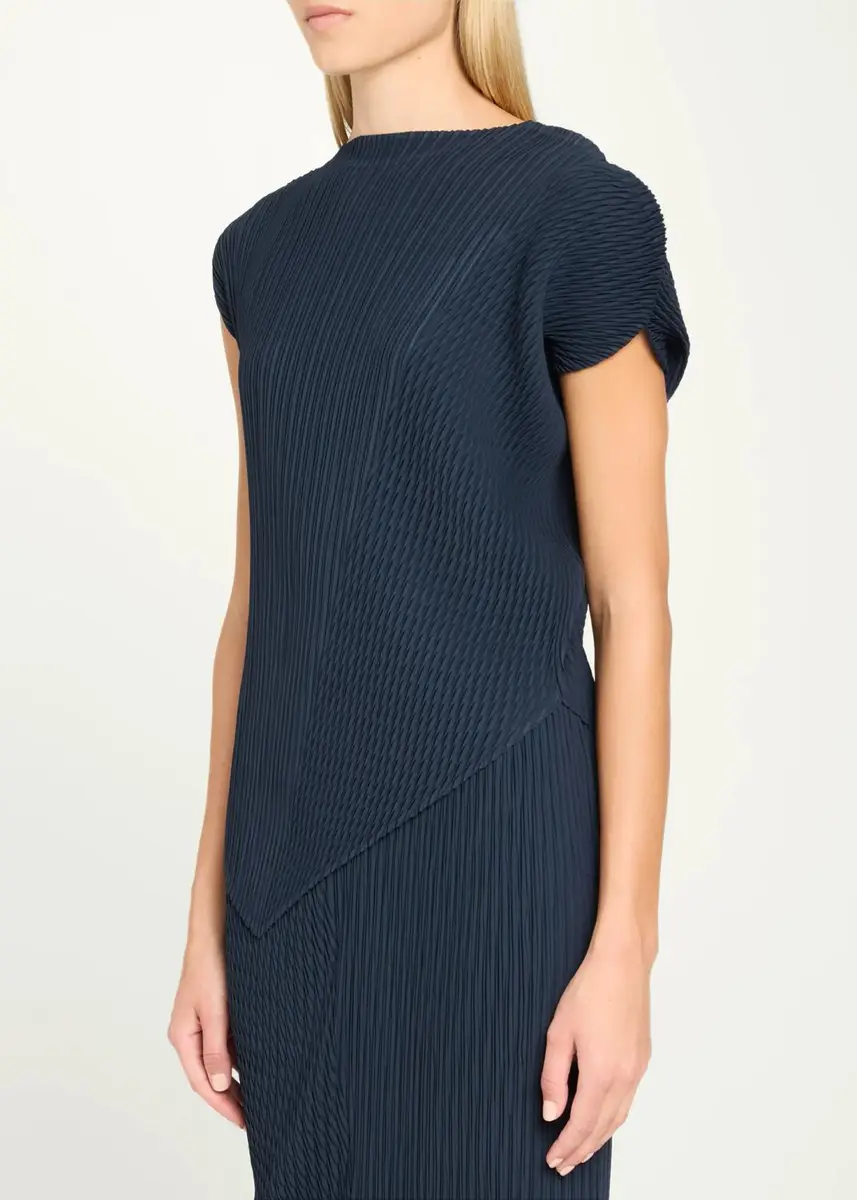 Issey Miyake Leaf Pleats Asymmetric Cap-Sleeve Top | Thumbnail 4