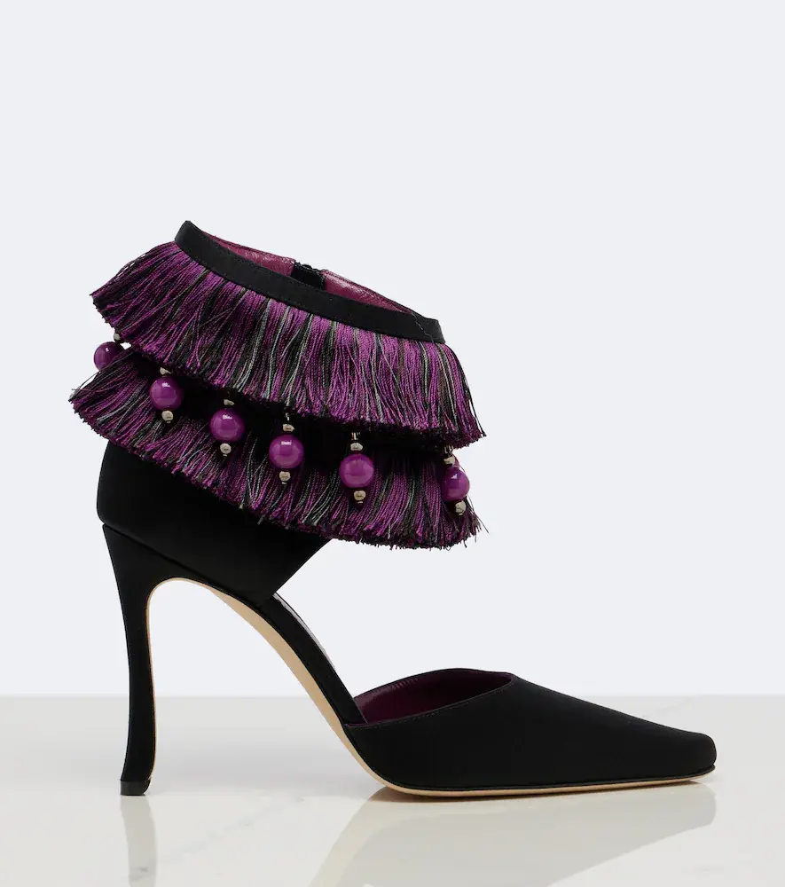 Manolo Blahnik Sorolla embellished fringed satin pumps | Thumbnail 3
