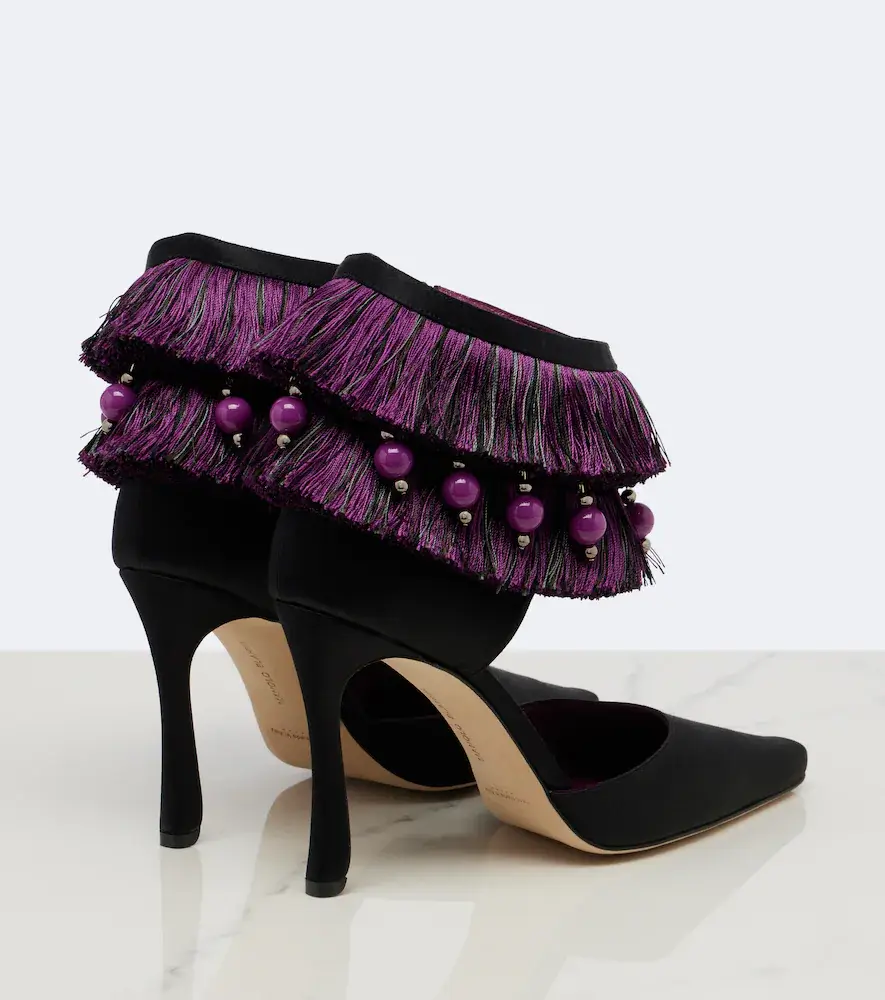 Manolo Blahnik Sorolla embellished fringed satin pumps | Thumbnail 4