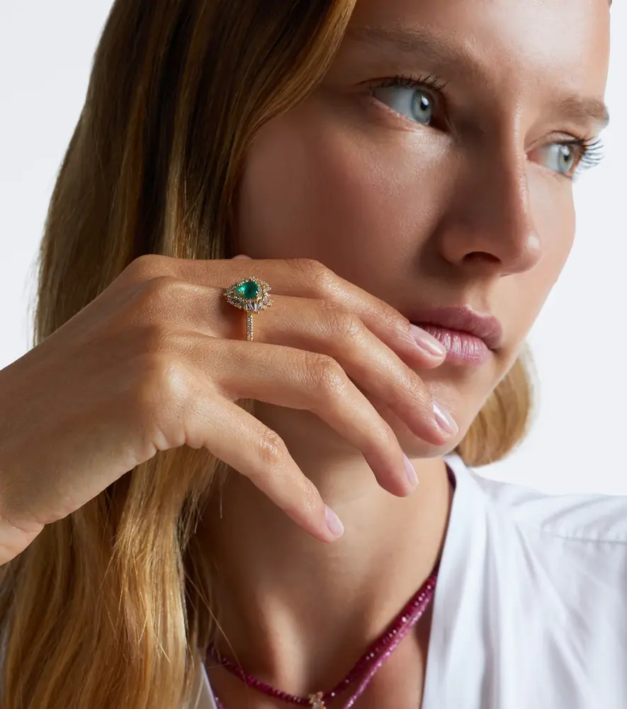 Suzanne Kalan 18kt gold ring with emerald and diamonds | Thumbnail 3 Suzanne Kalan 18kt gold ring with emerald and diamonds | Thumbnail 3