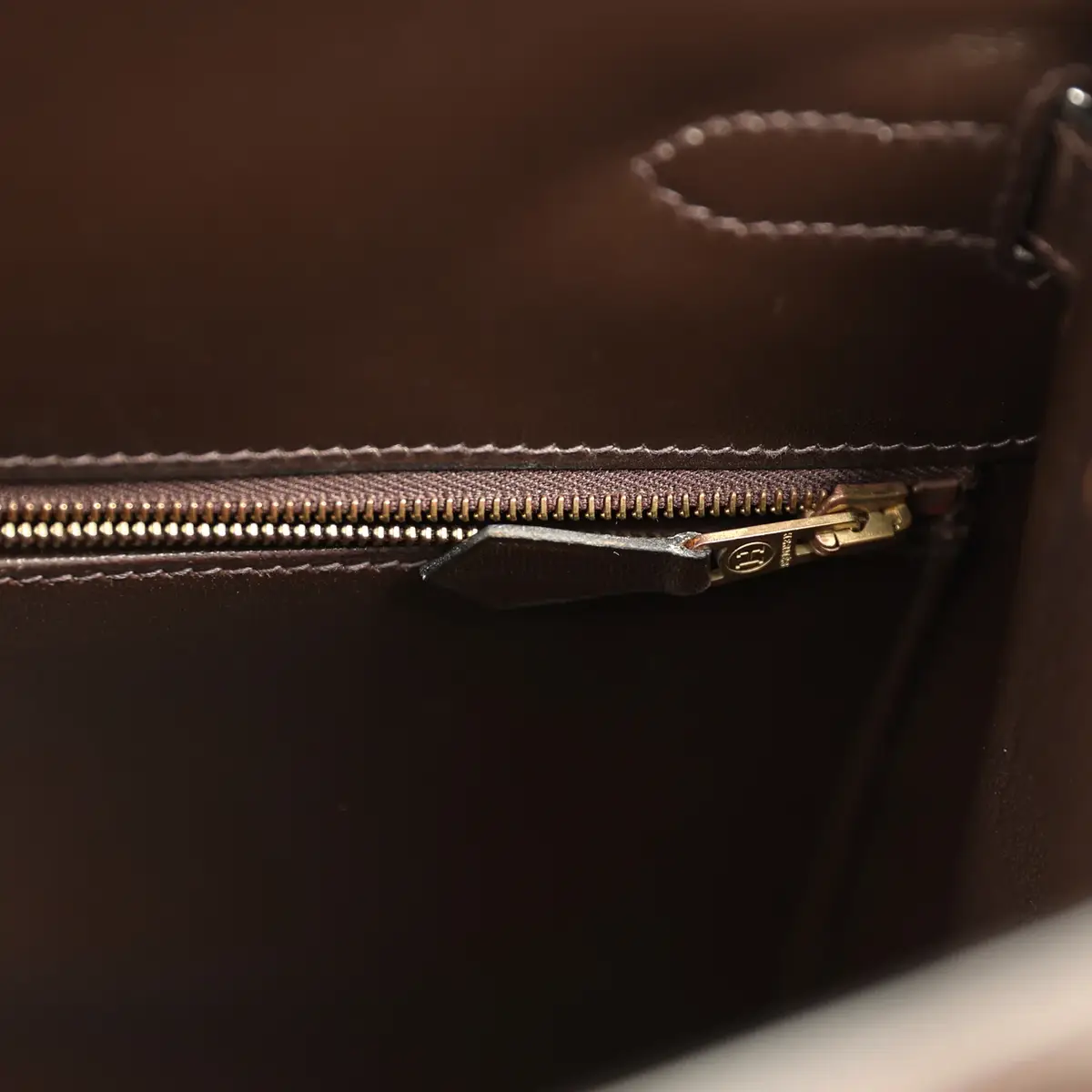 HERMÈS Vintage Hermes Kelly Sellier 35 Chocolat Box Calfskin Gold Hardware | Thumbnail 9