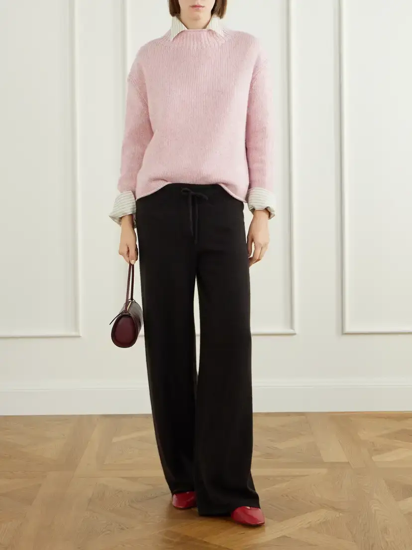 Lisa Yang Nariel Cashmere Turtleneck Sweater | Thumbnail 2 Lisa Yang Nariel Cashmere Turtleneck Sweater | Thumbnail 2