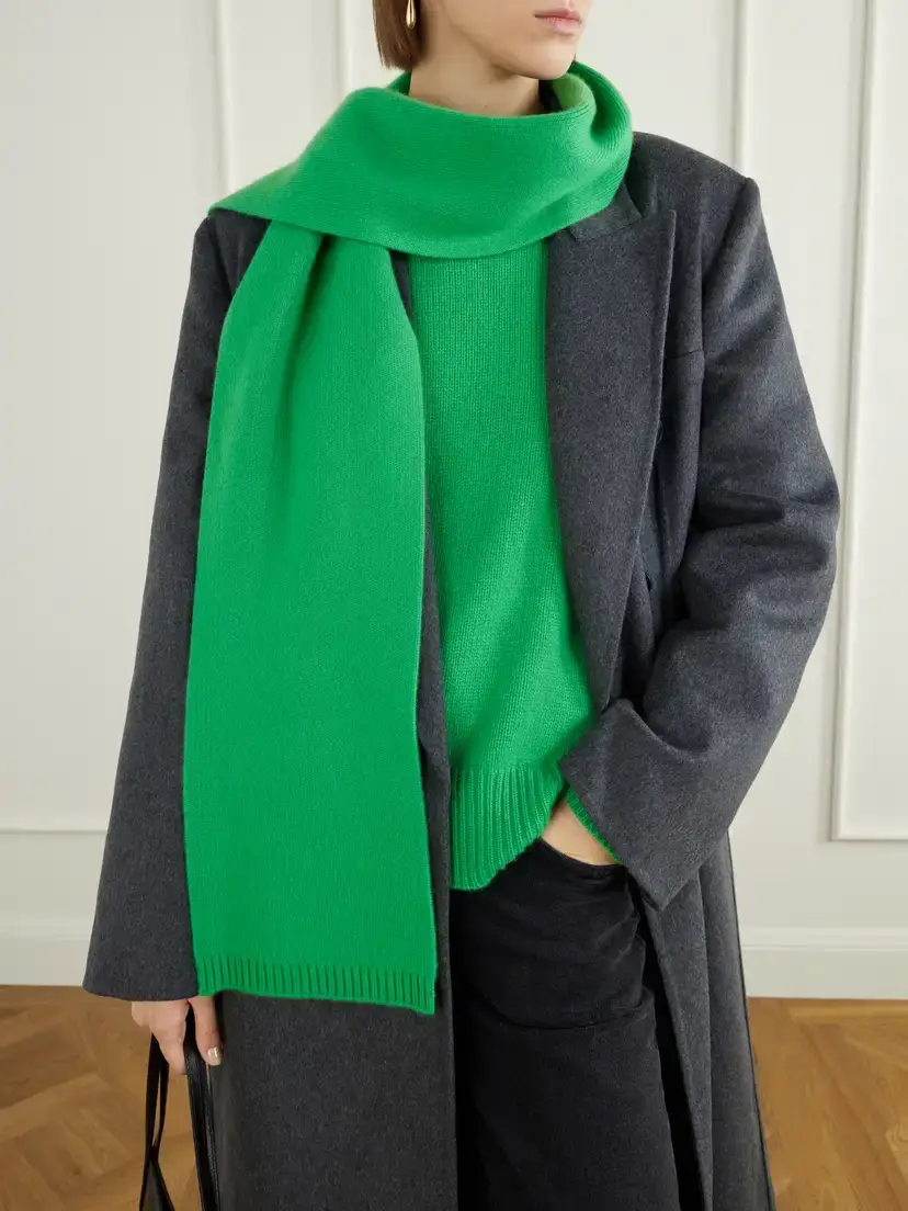 Lisa Yang Frederica Cashmere Scarf | Thumbnail 3
