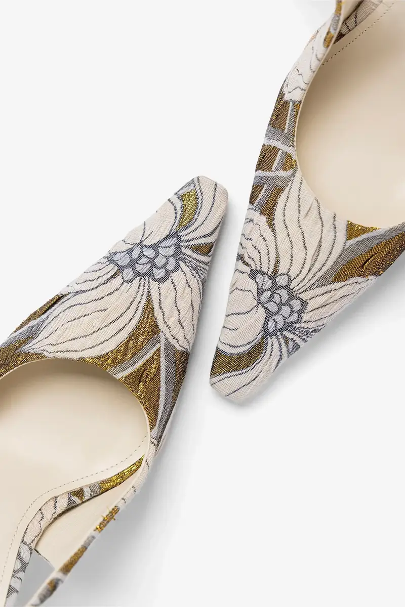 Markarian Larroudé by Markarian: Carine Pump Gold Floral Jacquard | Thumbnail 3