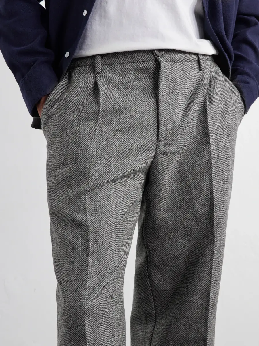 Portuguese Flannel Straight-Leg Pleated Wool Herringbone Trousers - Men | Thumbnail 5