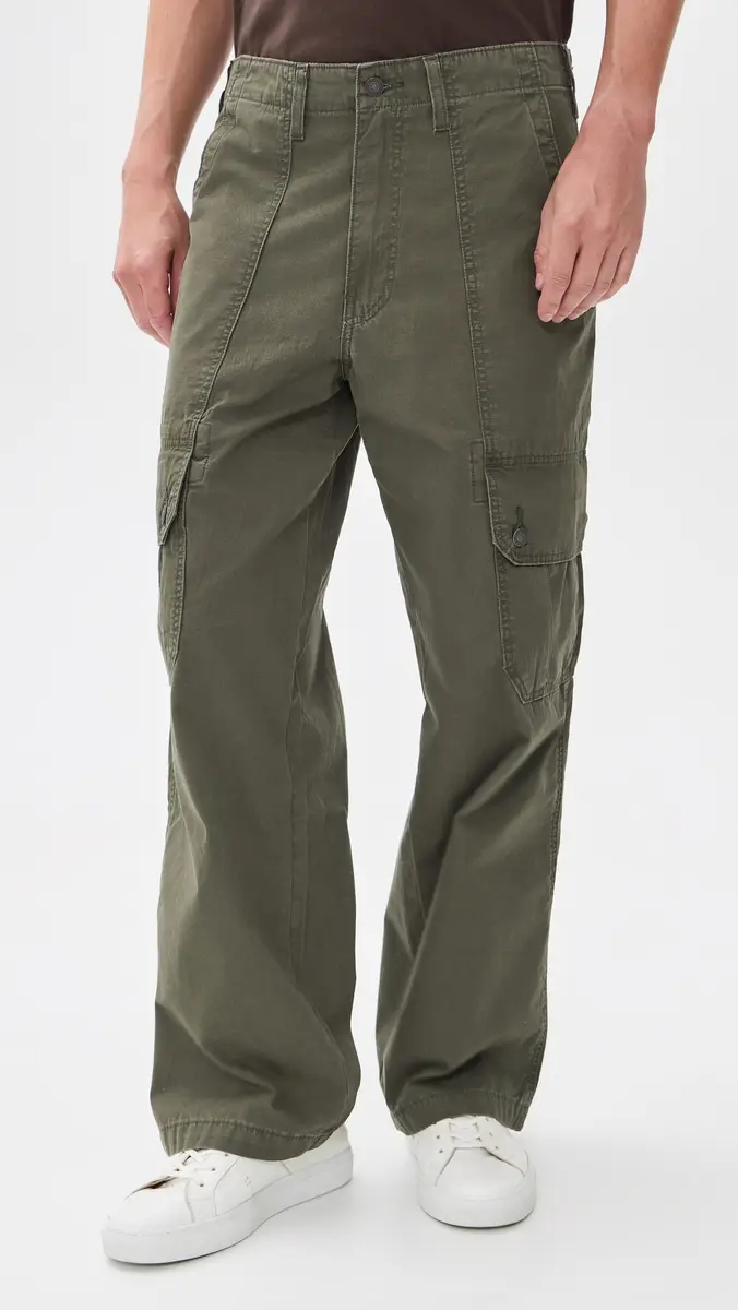 Levi's Extra Baggy Cargo Pants | Thumbnail 2