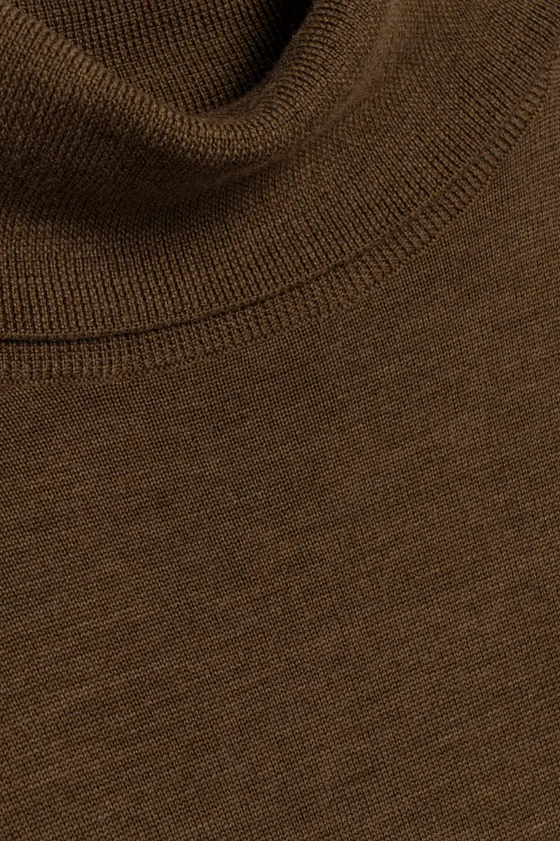 Simkhai Aaliyah Merino Wool Turtleneck | Thumbnail 6 Simkhai Aaliyah Merino Wool Turtleneck | Thumbnail 6