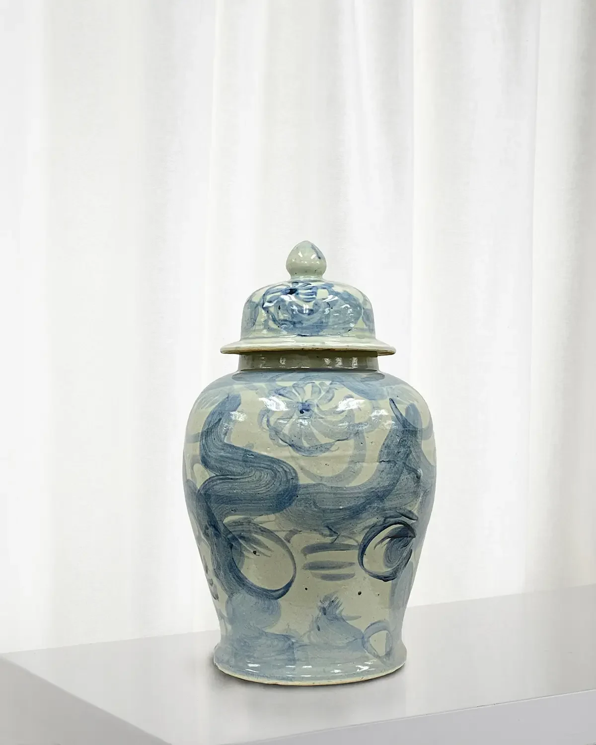 Winward Home Ceramic Urn