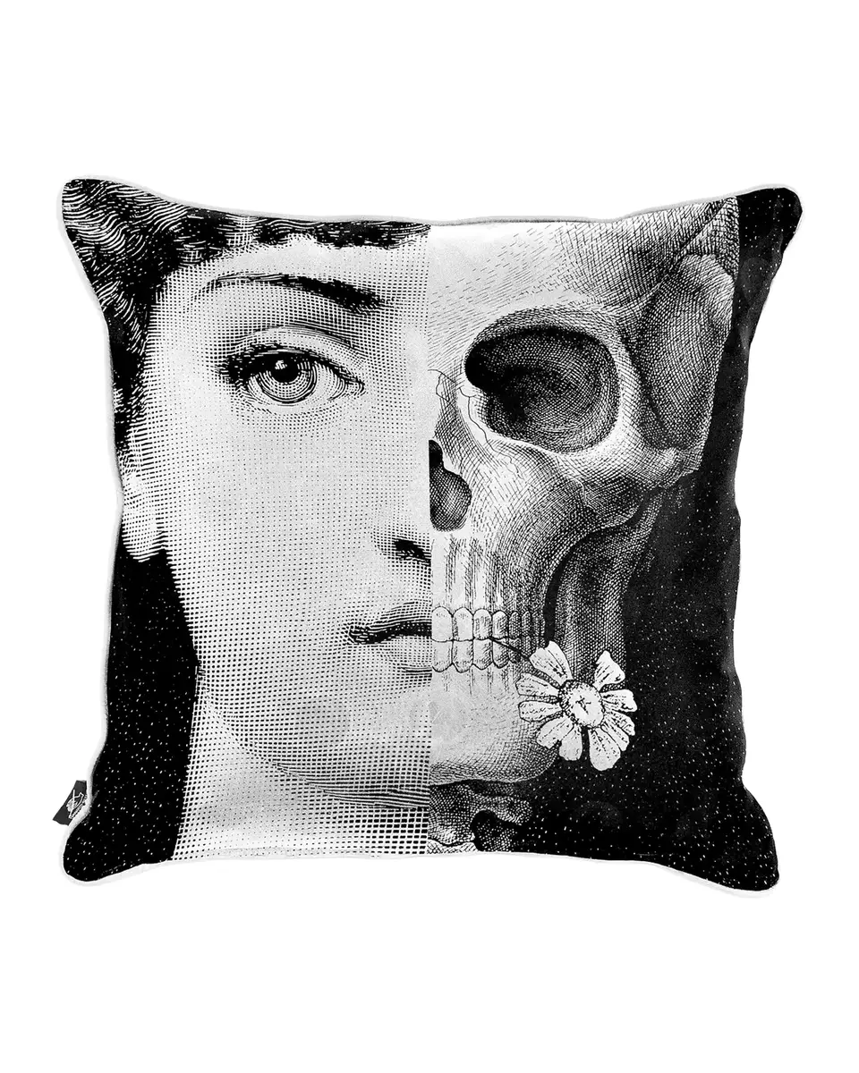 FORNASETTI Tema E Variazioni N288 Cushion | Thumbnail 2 FORNASETTI Tema E Variazioni N288 Cushion | Thumbnail 2