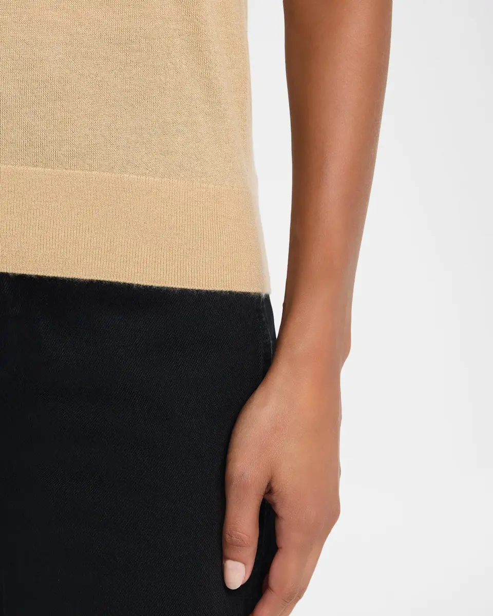 Neiman Marcus Cashmere Collection Superfine Cashmere Crewneck Shell | Thumbnail 5 Neiman Marcus Cashmere Collection Superfine Cashmere Crewneck Shell | Thumbnail 5