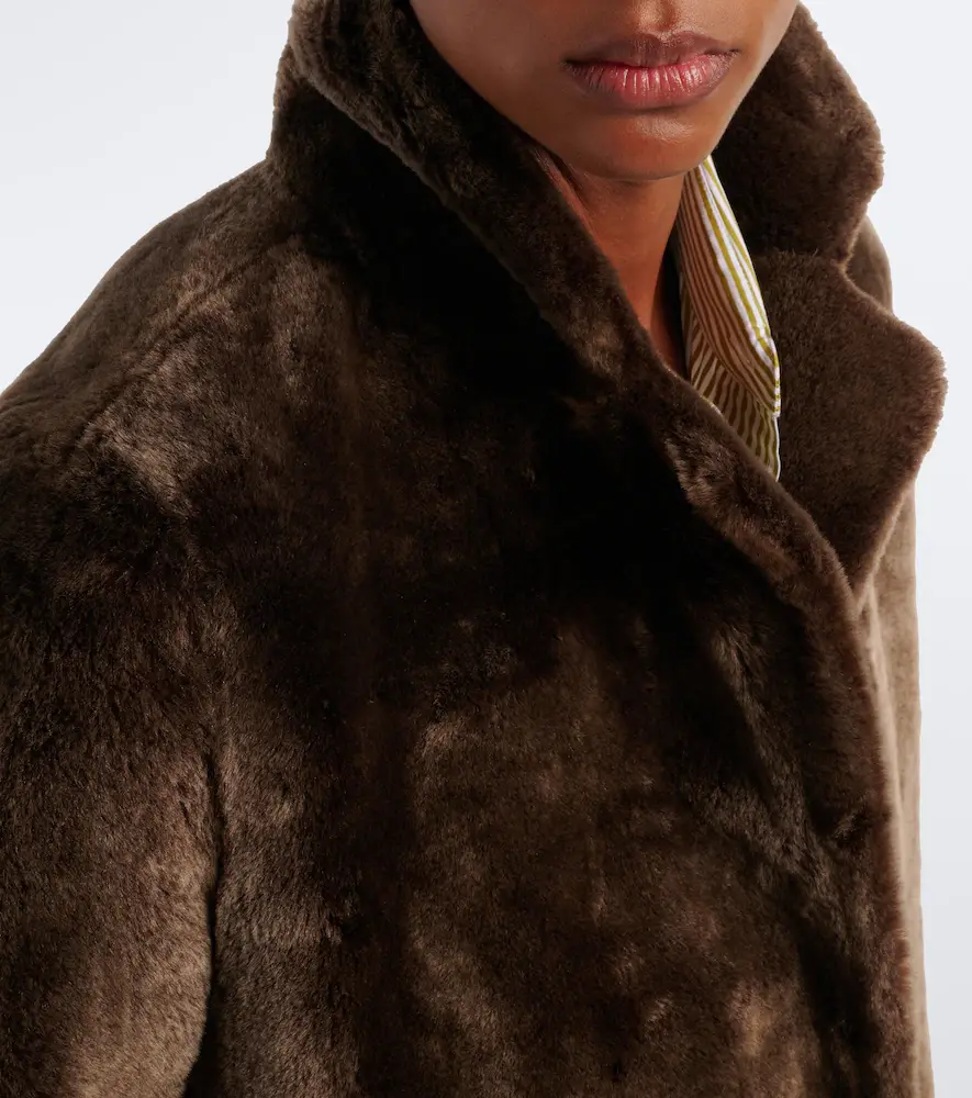 Yves Salomon Shearling coat | Thumbnail 4 Yves Salomon Shearling coat | Thumbnail 4