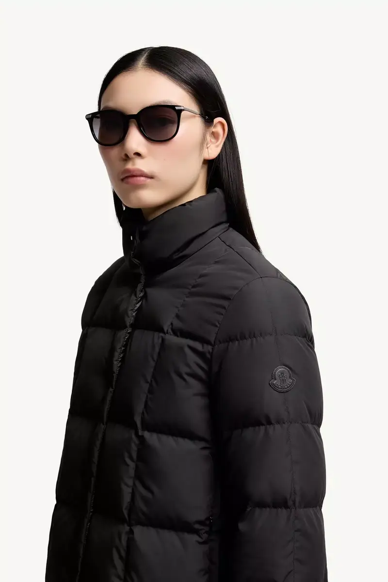 Moncler Lunettes Korra Oval Sunglasses | Thumbnail 3 Moncler Lunettes Korra Oval Sunglasses | Thumbnail 3