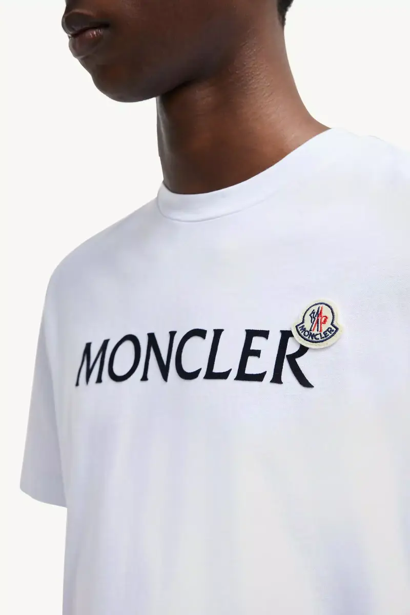 Moncler Flocked Logo Cotton T-shirt | Thumbnail 7
