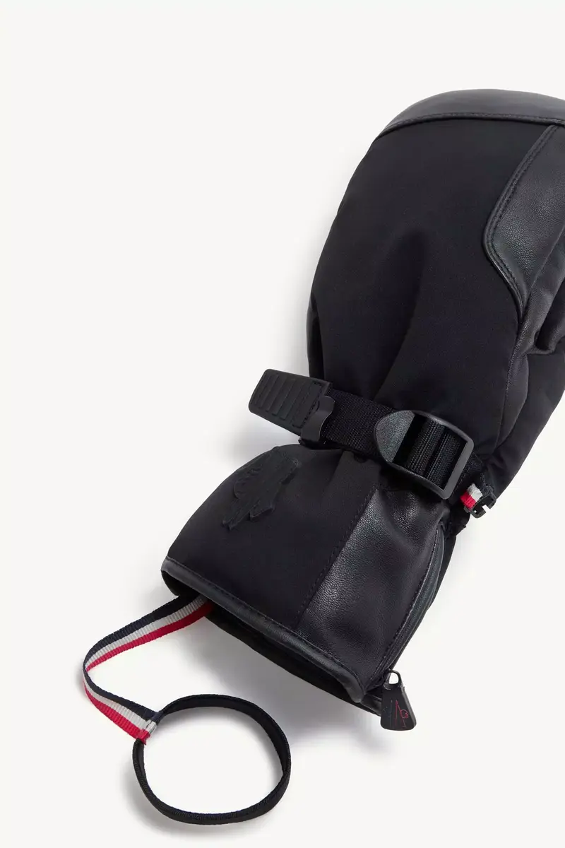 Moncler Grenoble Padded Gloves | Thumbnail 5 Moncler Grenoble Padded Gloves | Thumbnail 5