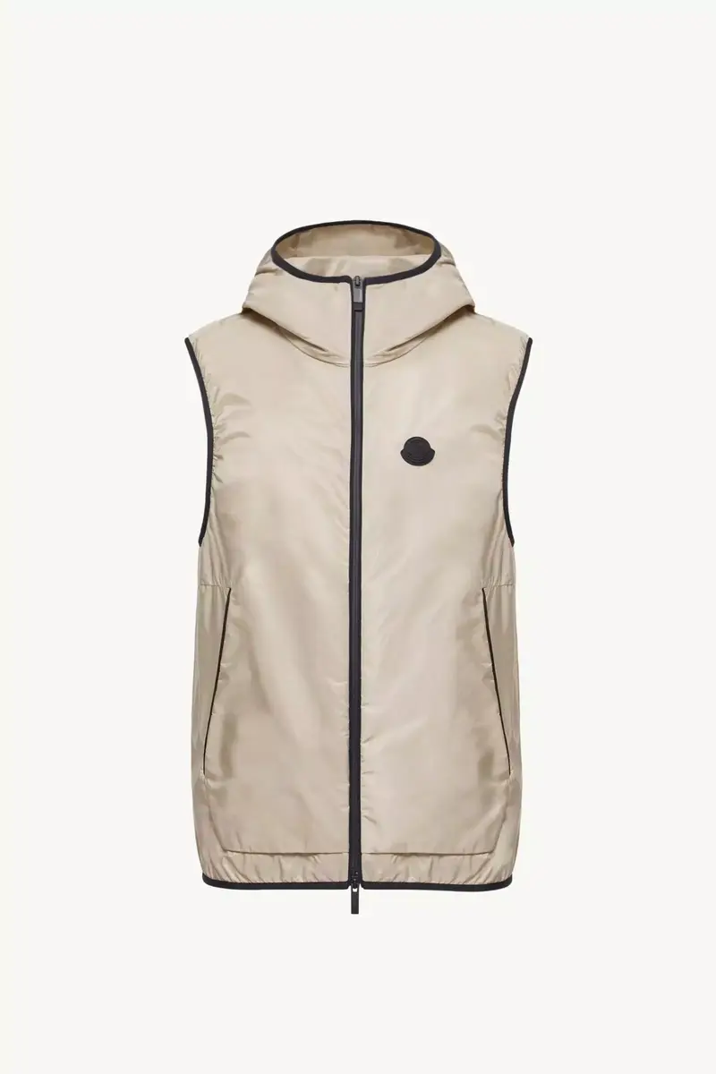 Moncler Moretan Hooded Vest | Thumbnail 2 Moncler Moretan Hooded Vest | Thumbnail 2