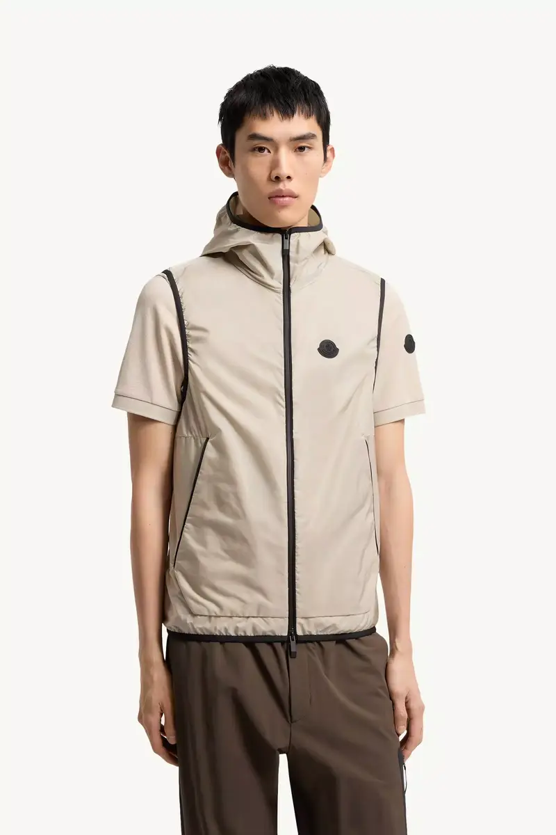 Moncler Moretan Hooded Vest | Thumbnail 5 Moncler Moretan Hooded Vest | Thumbnail 5