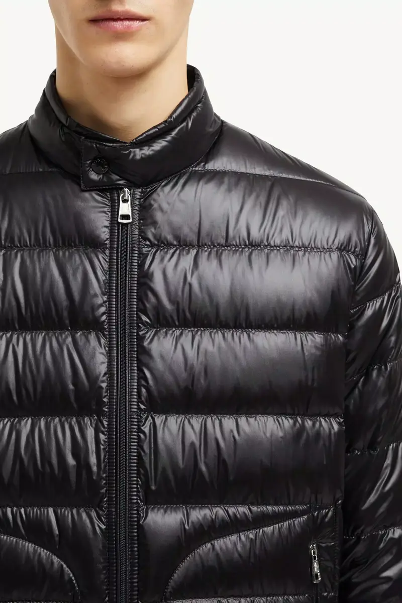 Moncler Acorus Short Down Jacket | Thumbnail 8