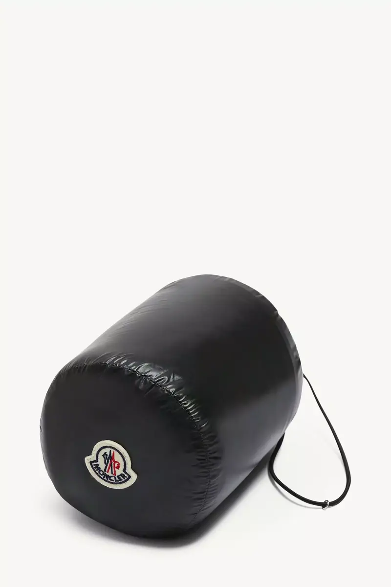 Moncler Acorus Short Down Jacket | Thumbnail 9
