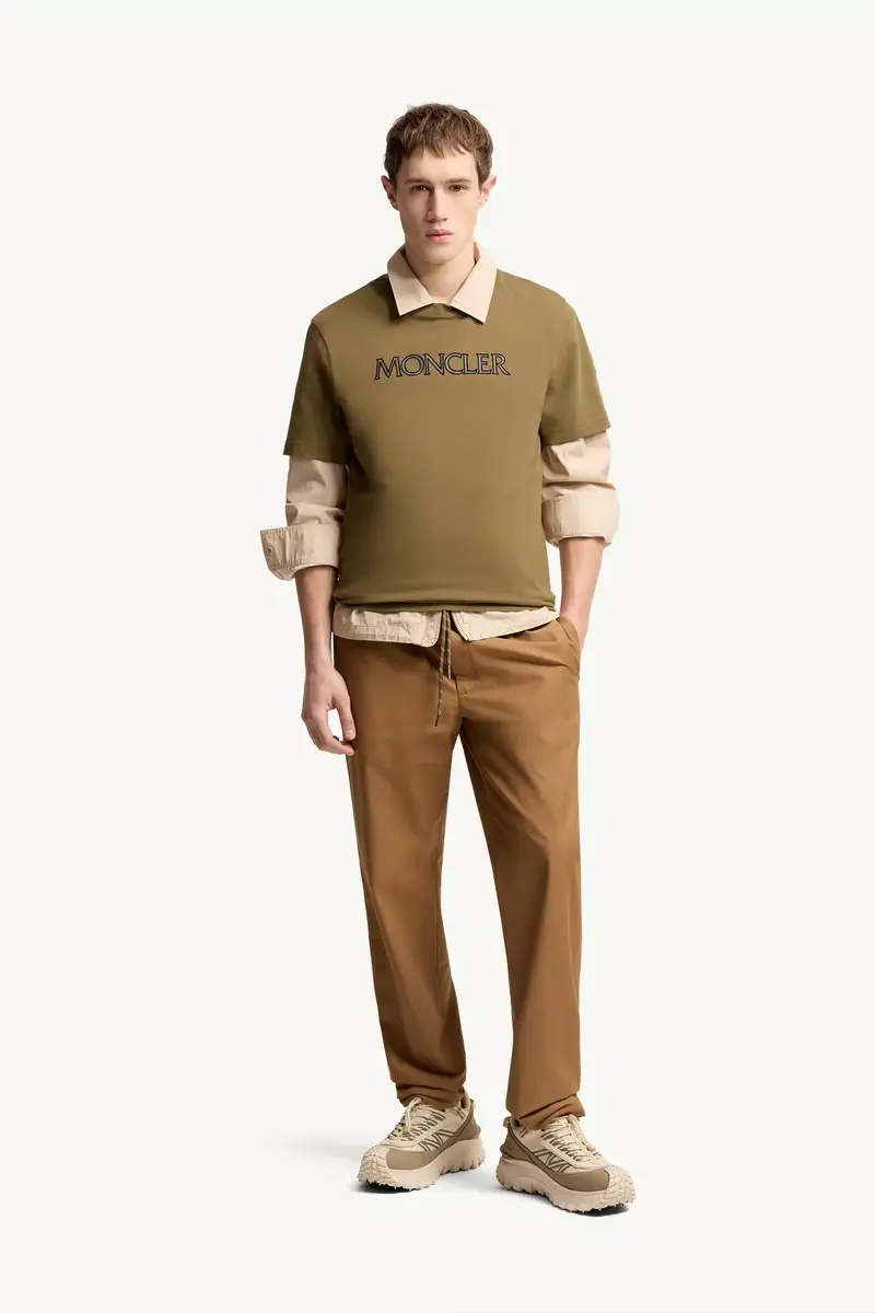 Moncler Logo Print Cotton T-shirt | Thumbnail 3 Moncler Logo Print Cotton T-shirt | Thumbnail 3
