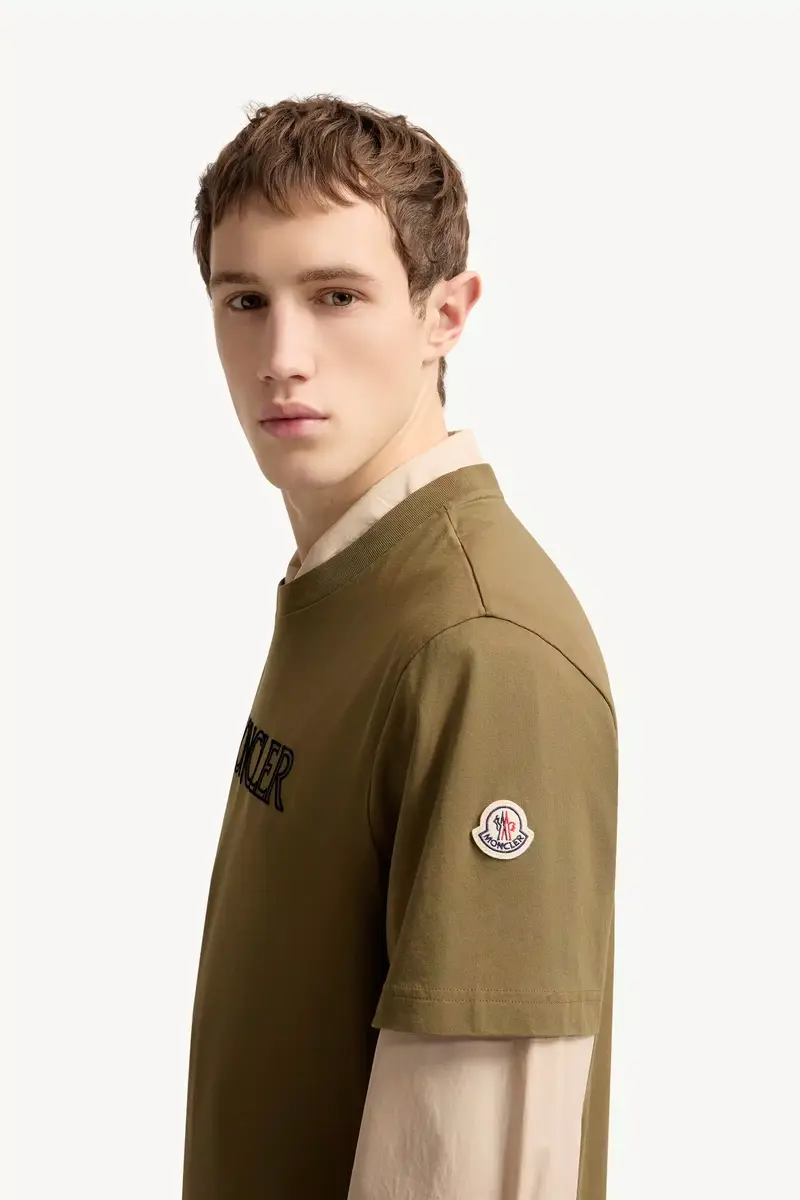 Moncler Logo Print Cotton T-shirt | Thumbnail 4 Moncler Logo Print Cotton T-shirt | Thumbnail 4