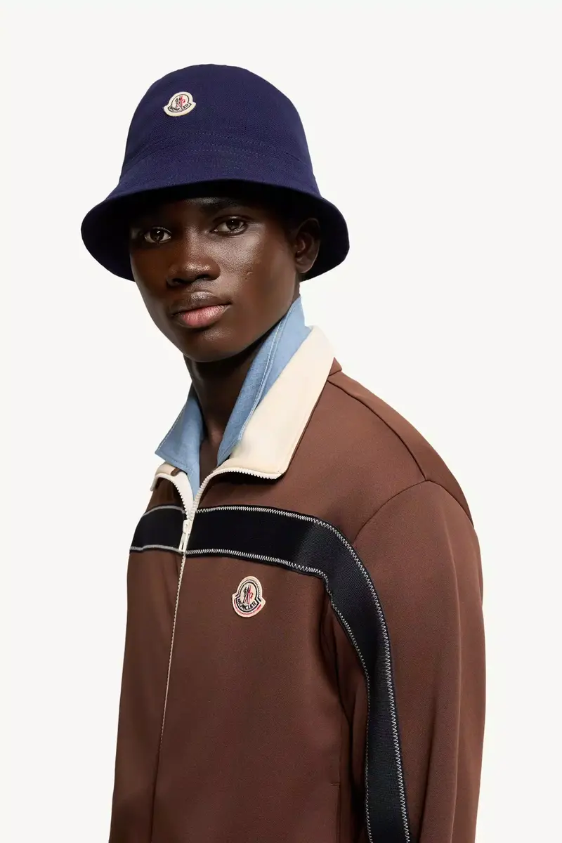 Moncler Topstitched Turtleneck Zip-up Sweatshirt | Thumbnail 4