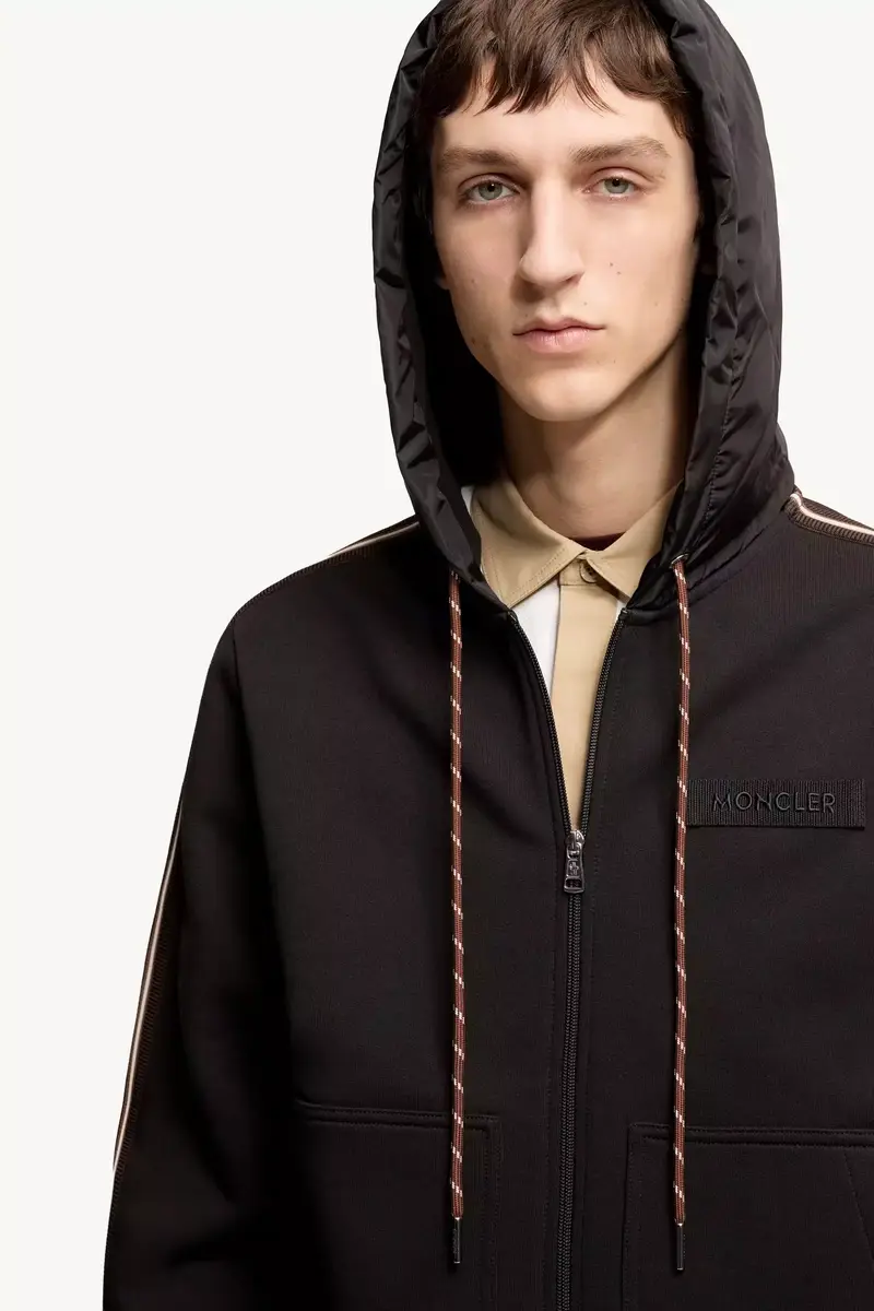 Moncler Striped Logo Cotton Hoodie | Thumbnail 7