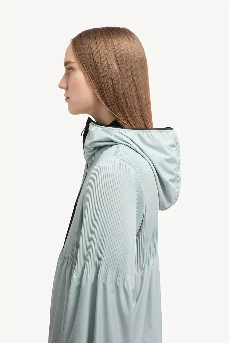 Moncler Anemone Pleated Hooded Jacket | Thumbnail 4 Moncler Anemone Pleated Hooded Jacket | Thumbnail 4