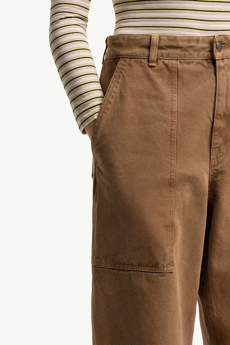 Moncler Leather Logo Cotton Pants | Thumbnail 7 Moncler Leather Logo Cotton Pants | Thumbnail 7