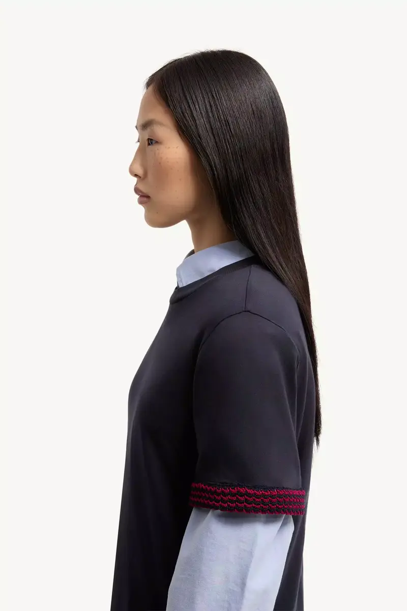 Moncler Crochet-trimmed Cotton Logo T-shirt | Thumbnail 4 Moncler Crochet-trimmed Cotton Logo T-shirt | Thumbnail 4
