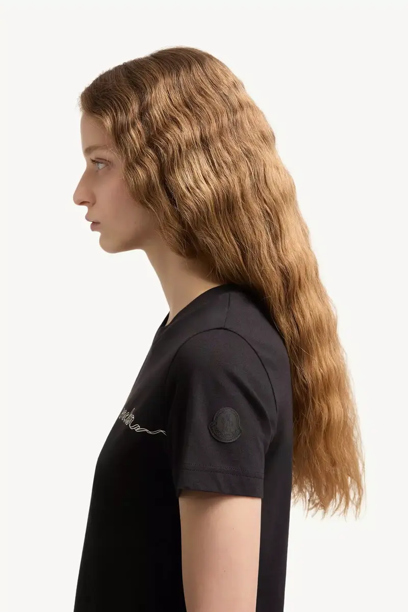 Moncler Ribbon Logo Cotton T-shirt | Thumbnail 4 Moncler Ribbon Logo Cotton T-shirt | Thumbnail 4