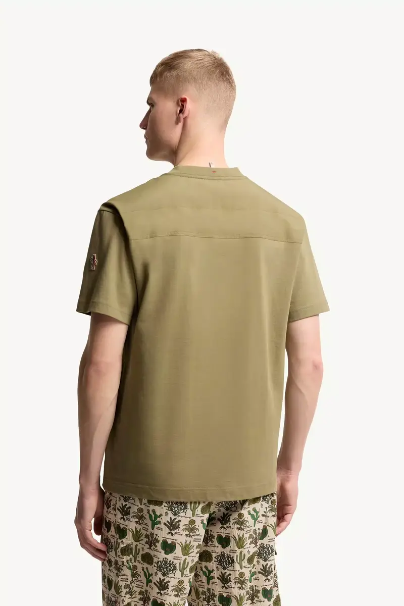 Moncler Grenoble Utility Pocket Cotton T-shirt | Thumbnail 6