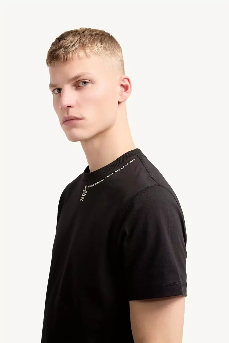 Moncler Grenoble Logo Cotton T-shirt | Thumbnail 4 Moncler Grenoble Logo Cotton T-shirt | Thumbnail 4