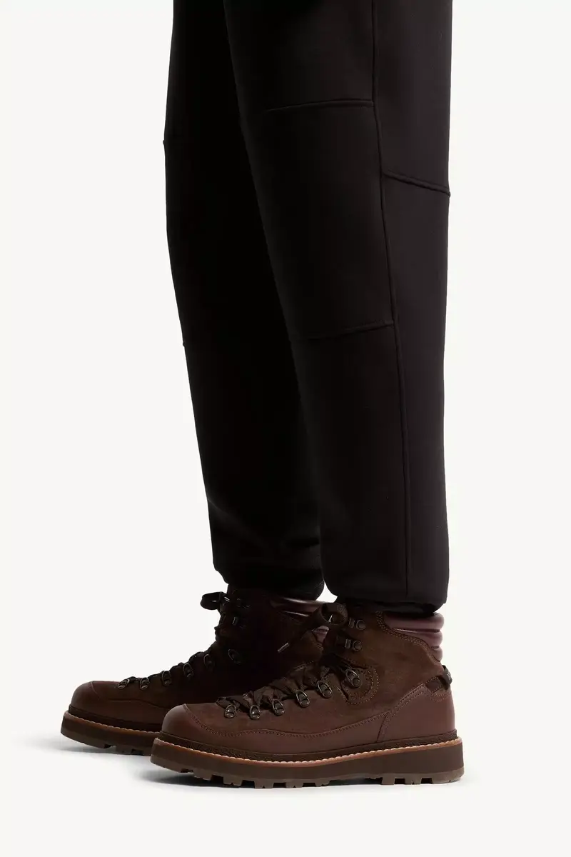 Moncler Grenoble Logo Sweatpants | Thumbnail 4 Moncler Grenoble Logo Sweatpants | Thumbnail 4